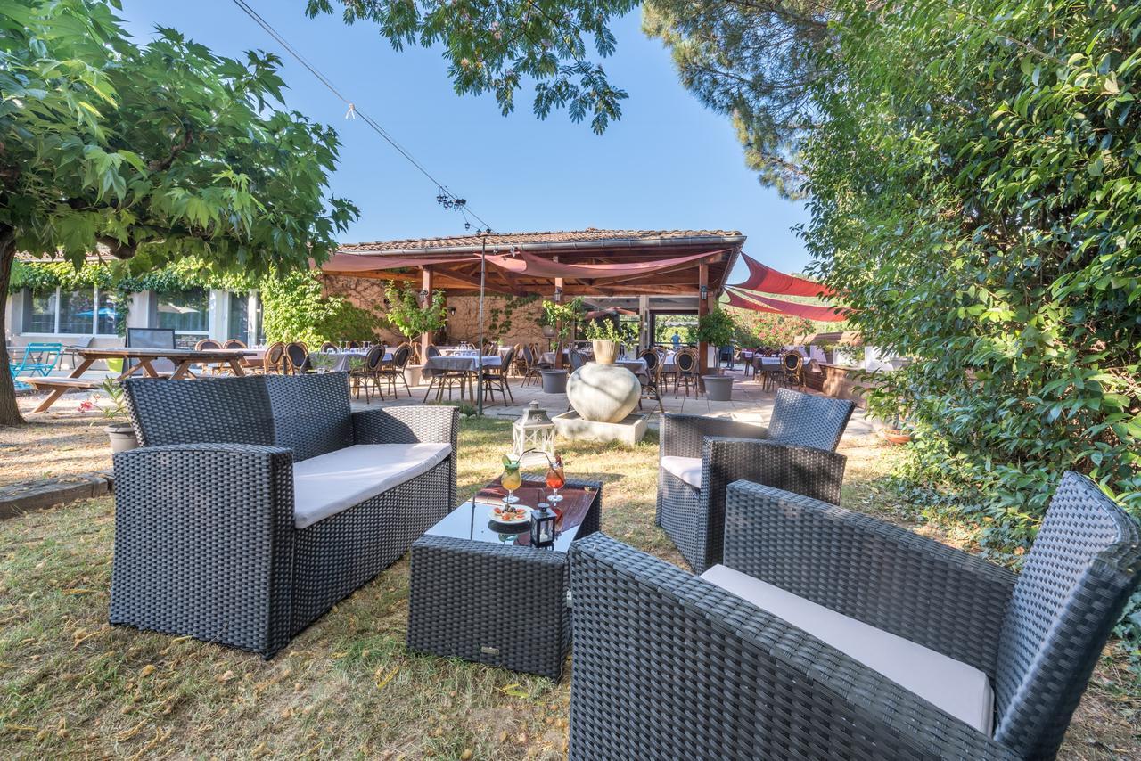 Le Clos Des Bruyeres Валлон-Пон-д'Арк Экстерьер фото